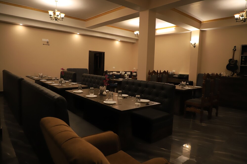 Kunden Fortune Resort Gangtok Near MG Marg