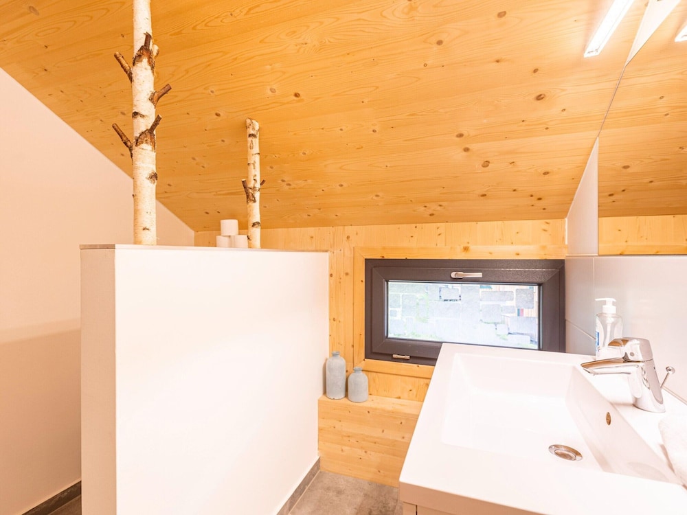 Welcoming Chalet With Whirlpool