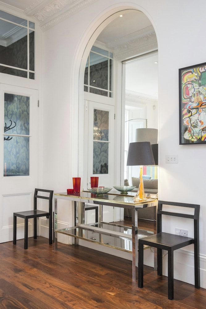 Leamington Road Villas II by Onefinestay