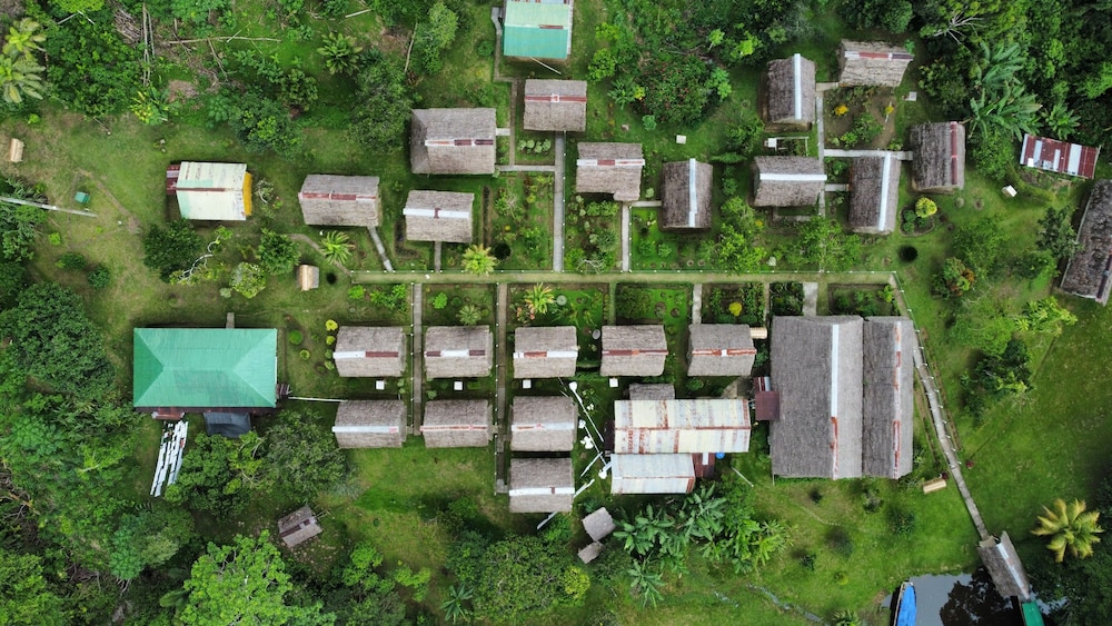 YARINA Eco Lodge