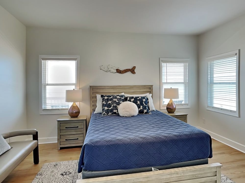 Pelican Landing by Topsail Realty