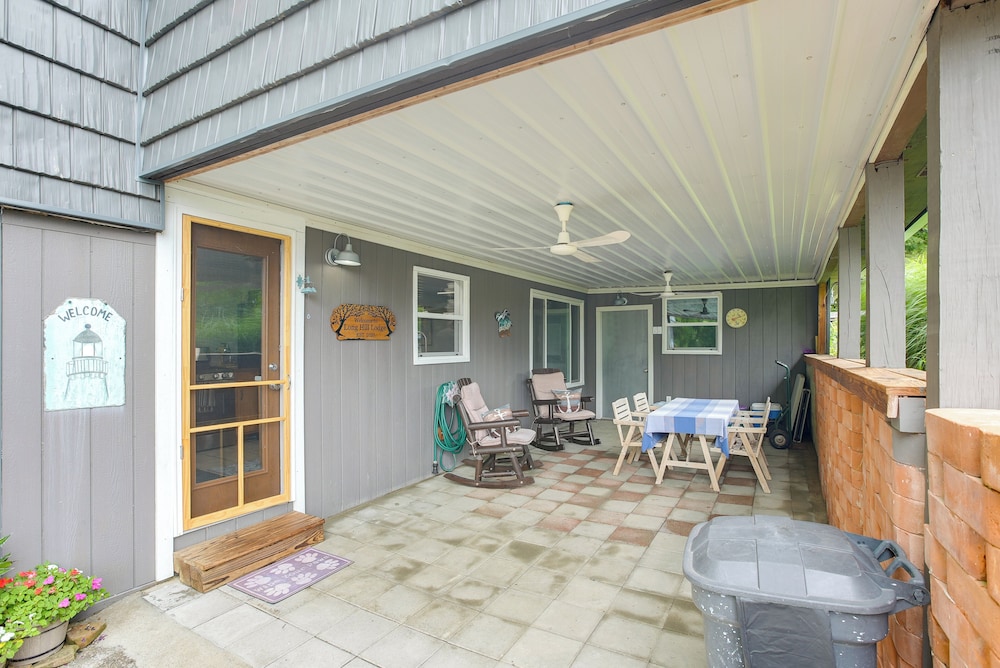 1 Mi to Burr Oak Lake: Home w/ Deck & Patio!