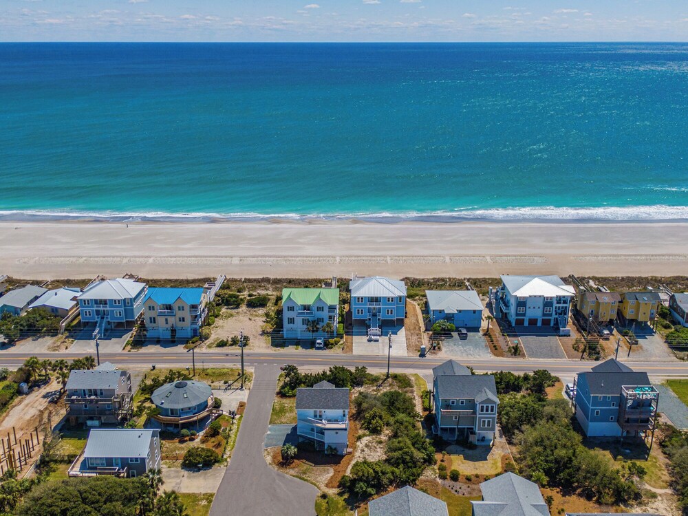 The Channel Marker by Topsail Realty