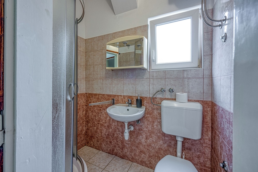Apartment Basic 2 view 2