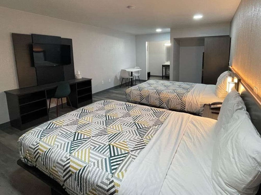 Motel 6 Texarkana, TX