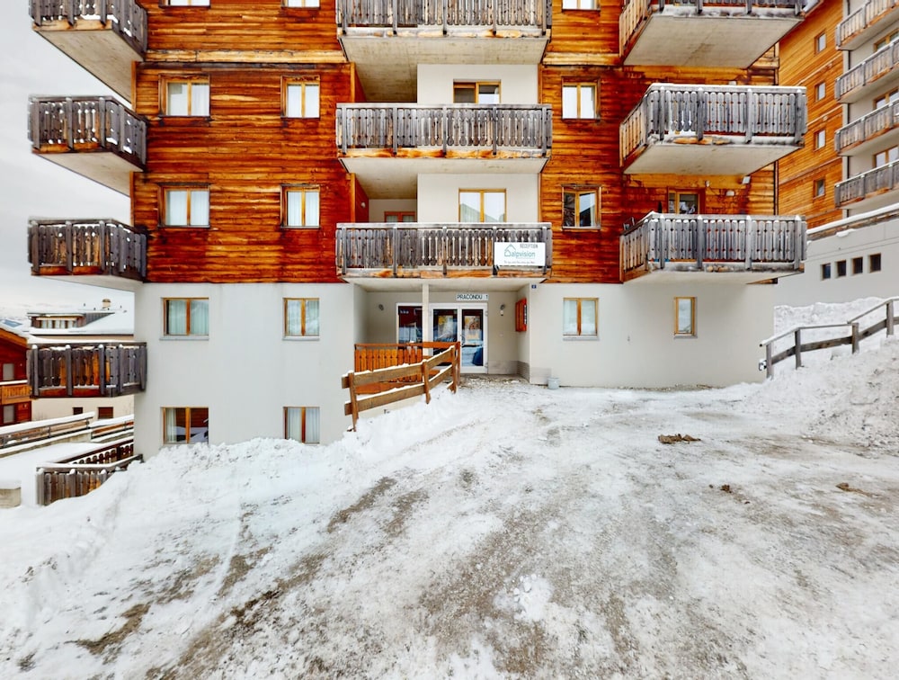 Amazing Apartment With Parking