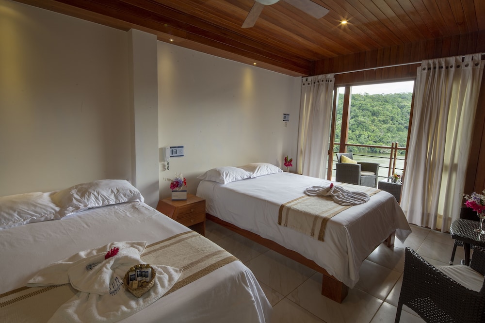Sumaj Lagoon Lodge