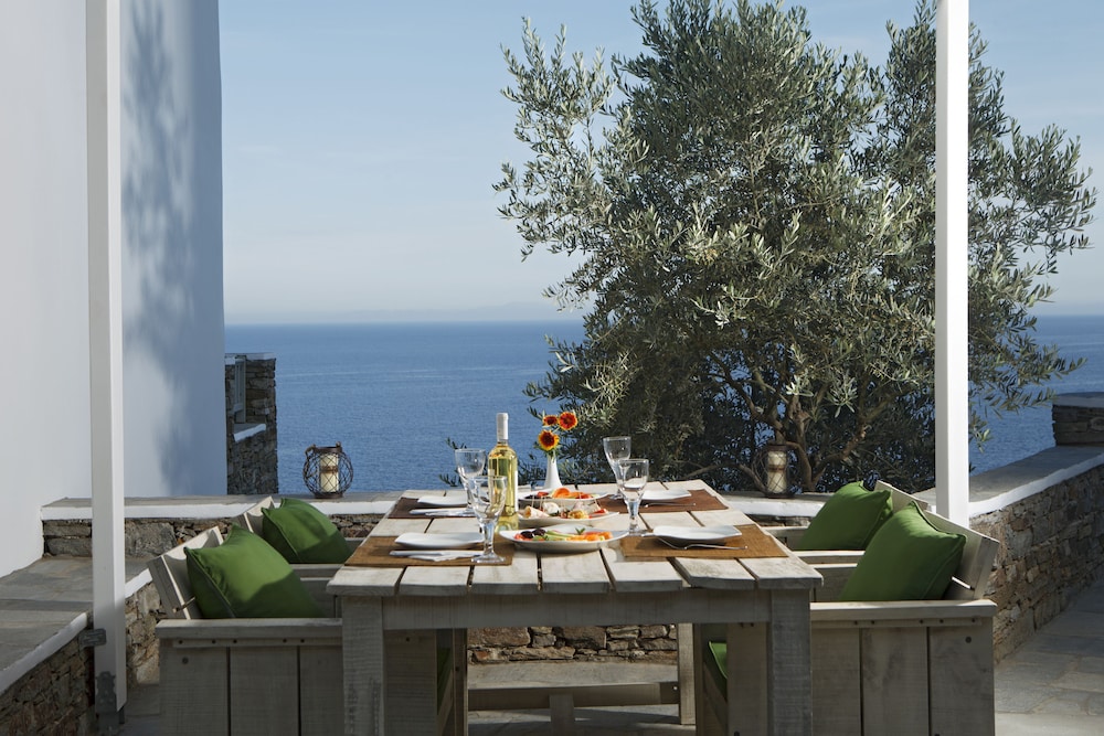 Selana Suites
