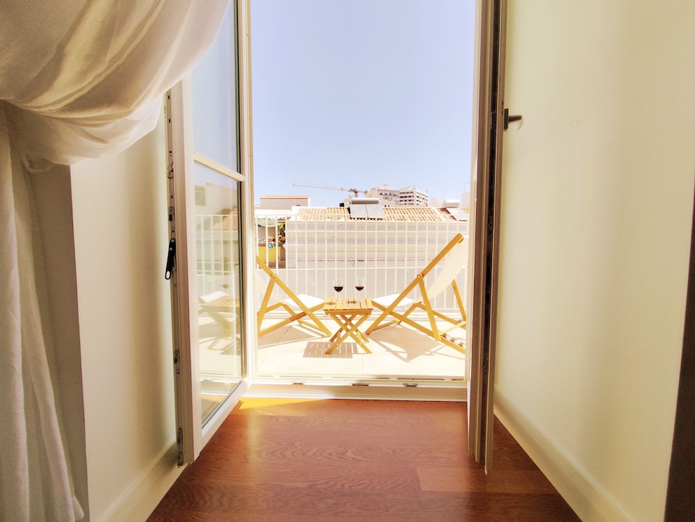 Maison Faro Luxe A Tranquil Retreat by the Algarv