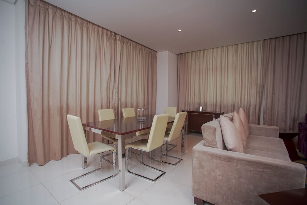 OSKENA Vacation Homes - Damac Maison Cour Jardine