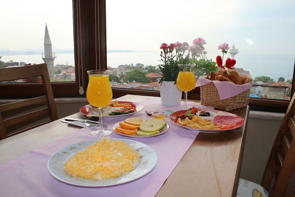 Emine Sultan Otel - Image 26