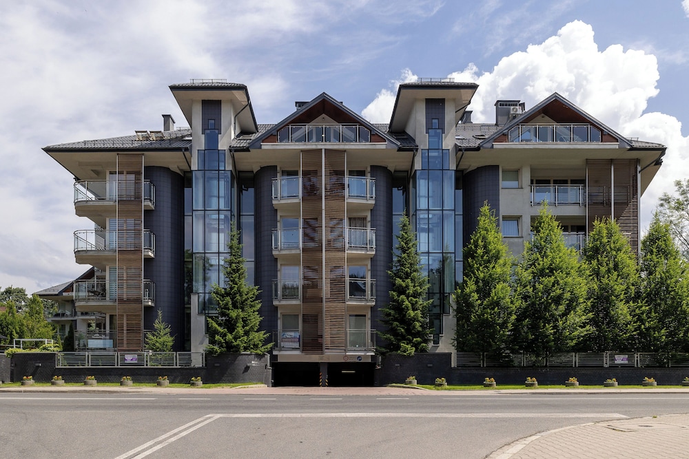 Zakopane 3-bedroom Apartment by Renters