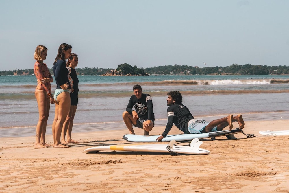 Surf & Yoga Mirissa