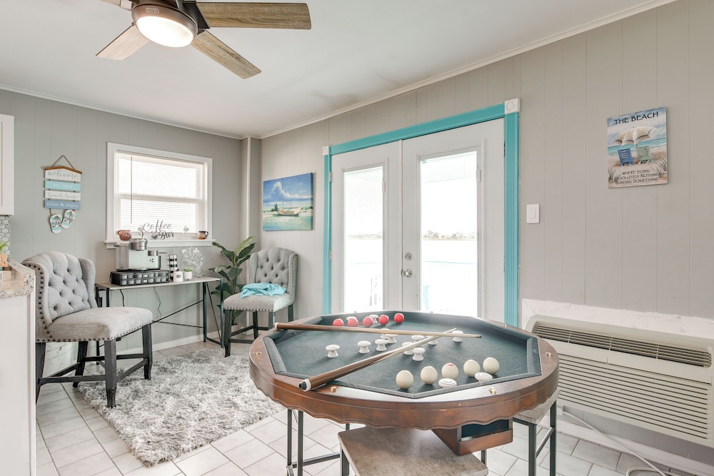 Private Bayfront Access 10 Mi to Galveston Beaches