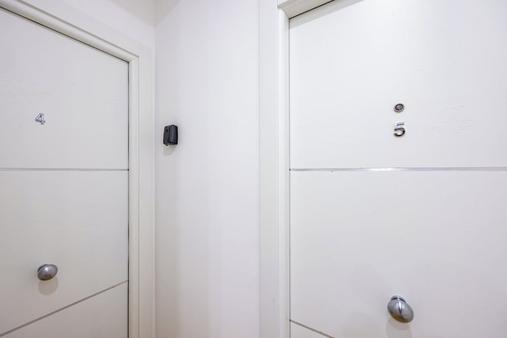 Carlo III guest house
