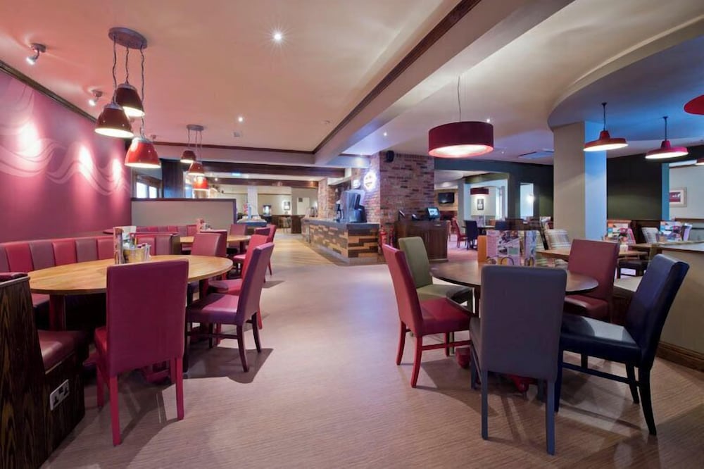 Premier Inn Newcastle - Metro Centre, photo 12
