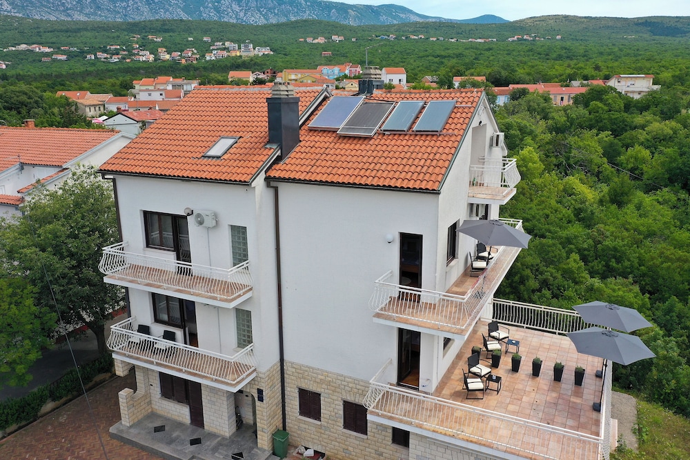 Kala Apartments