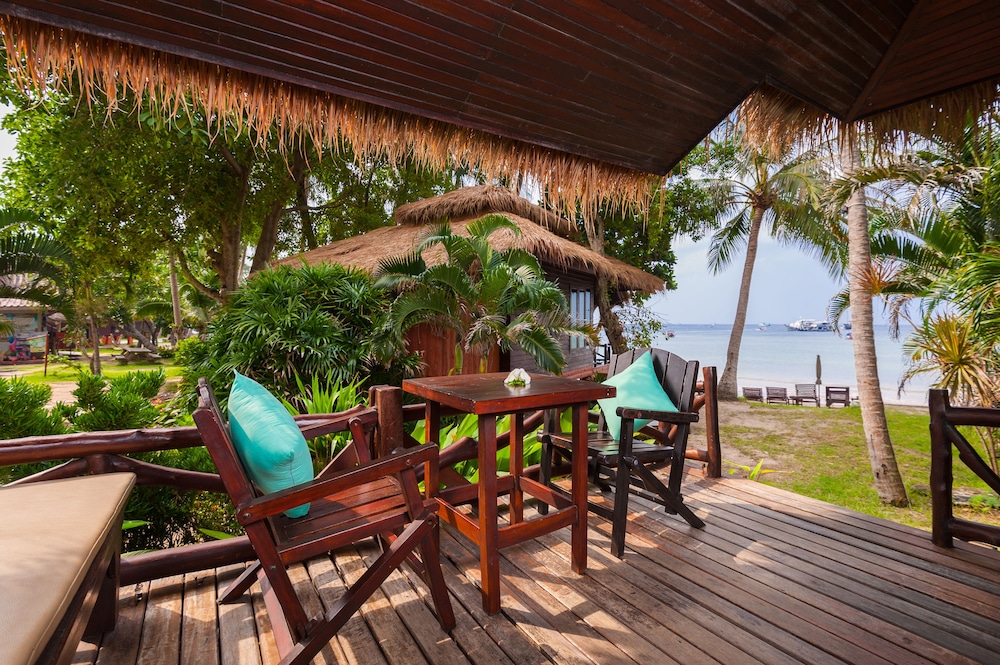 Palm Leaf Resort