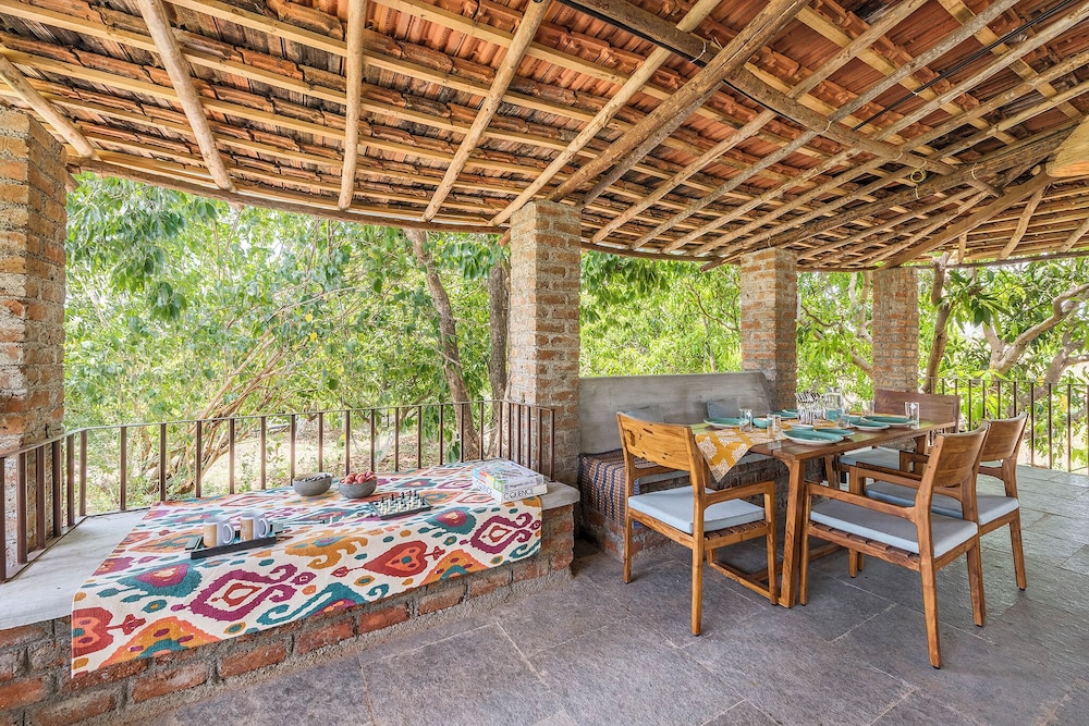Cosmicstays Joshet Farmstay