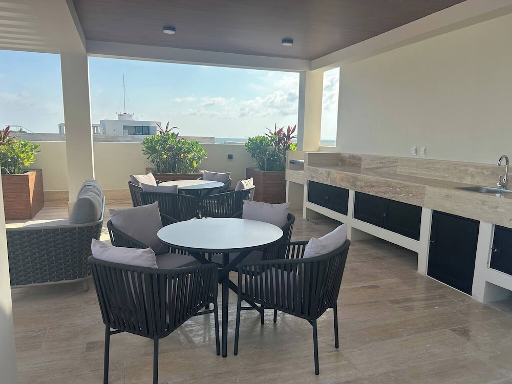 Cozy 1B & 1B Apartment Puerto Morelos With Private Beach