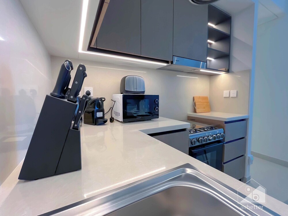 Burj Crown Luxury 3bedroom Balcony & View