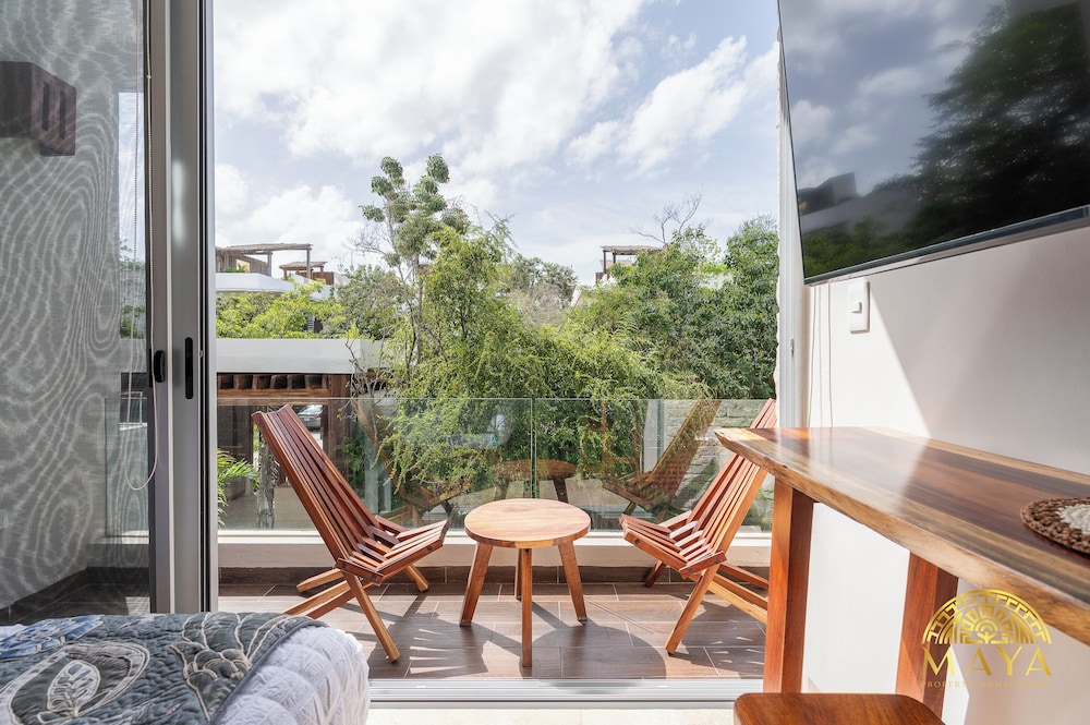 NHOA 205B 1BR Condo Pool View Aldea Zama