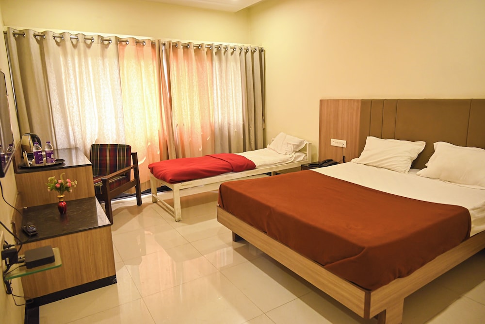 Pritam Park Hotel