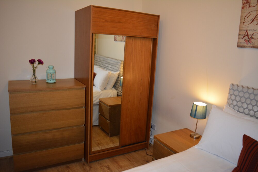 Glasgow Charing Cross Apartments