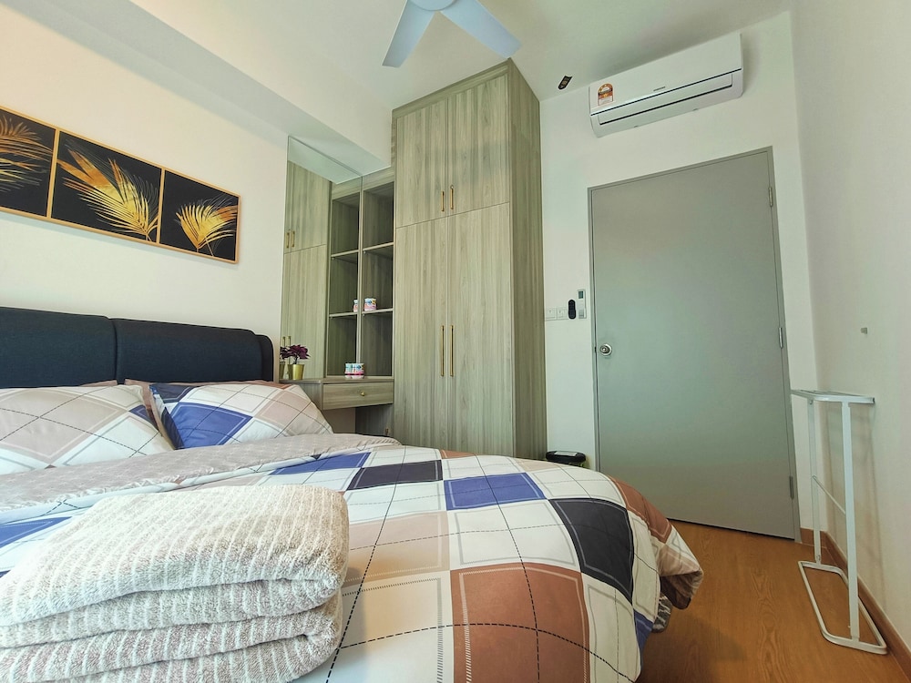 MayaBay Residences Bandar Gamuda Cove