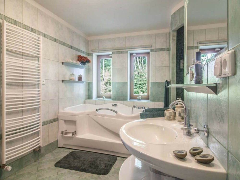 Comfortable Villa With Facilities
