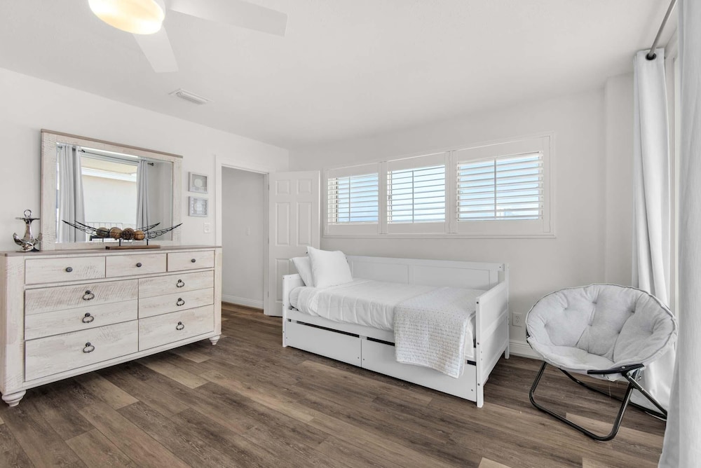 Starboard Village 121
