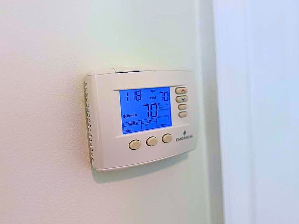 Well-Equipped 2BR - Greenbay 301