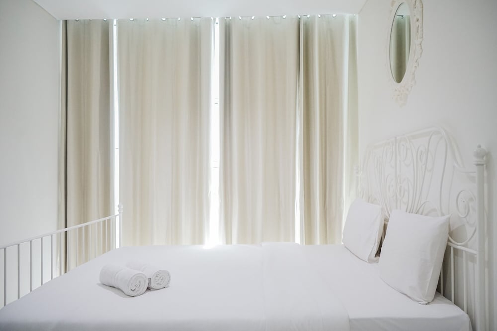 Cozy Living 1BR at Brooklyn Alam Sutera Apartment