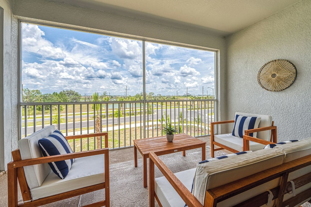 Champions Gate condos by UNE