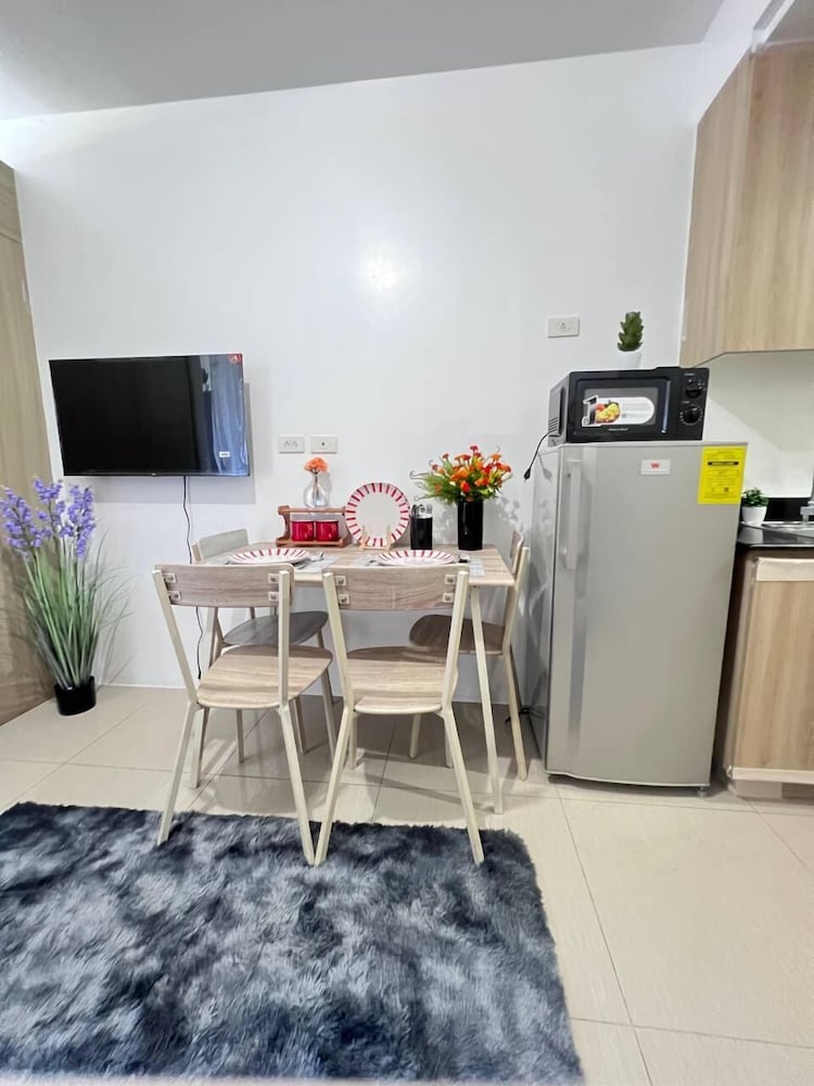 SHORE 1 RESIDENCES