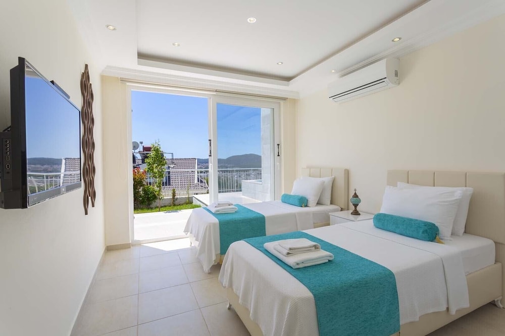 Residence Villa 3 view 4