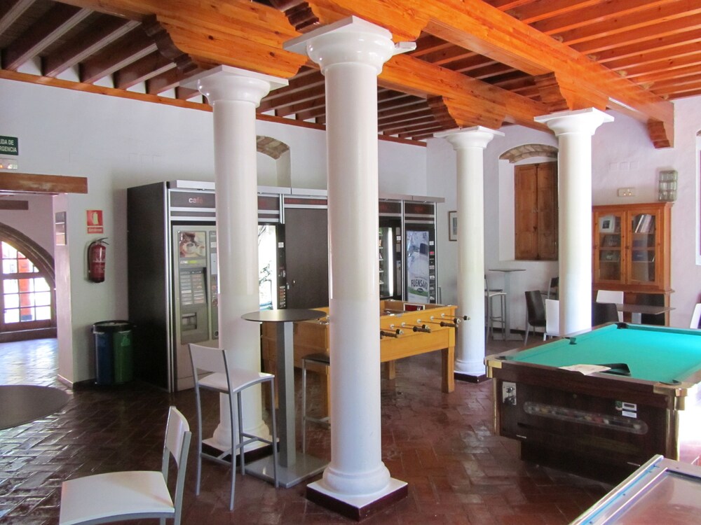 Albergue Inturjoven El Bosque - Hostel photo 4