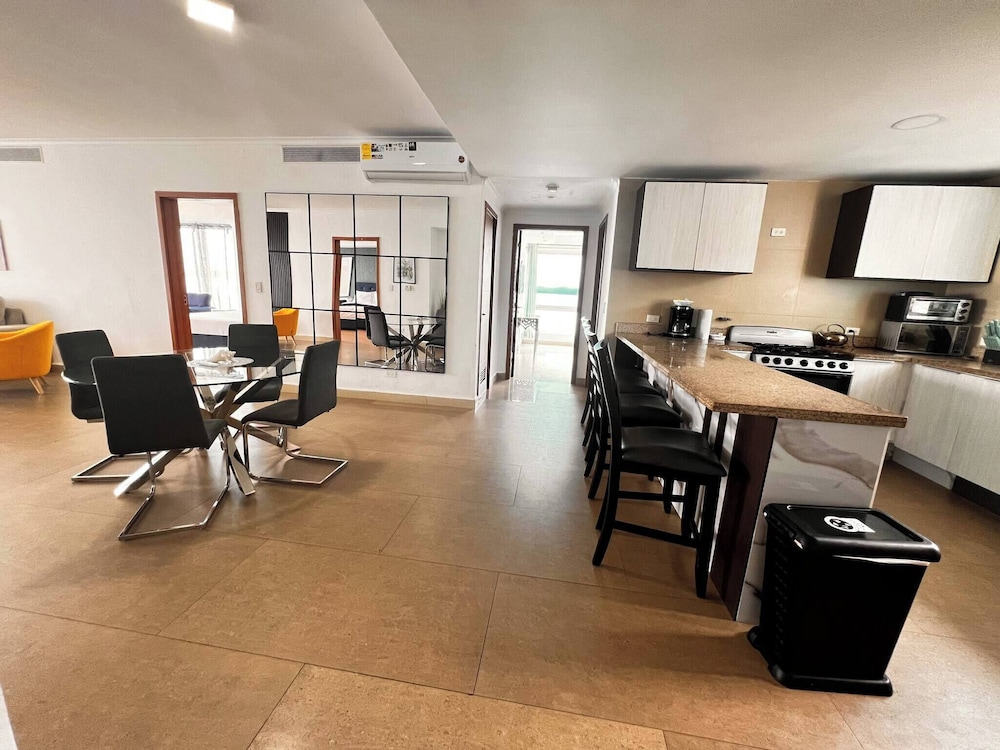 Apartment in the Causeway Amador