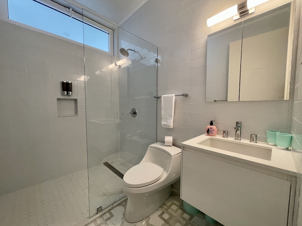 The Cove - Condo Hotel - Perfect Location