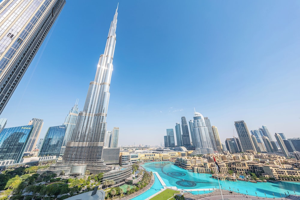 Burj Khalifa & Fountain View NYE Holiday Stay