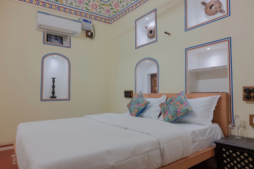 Jeevan Haveli Heritage Hotel And Museum