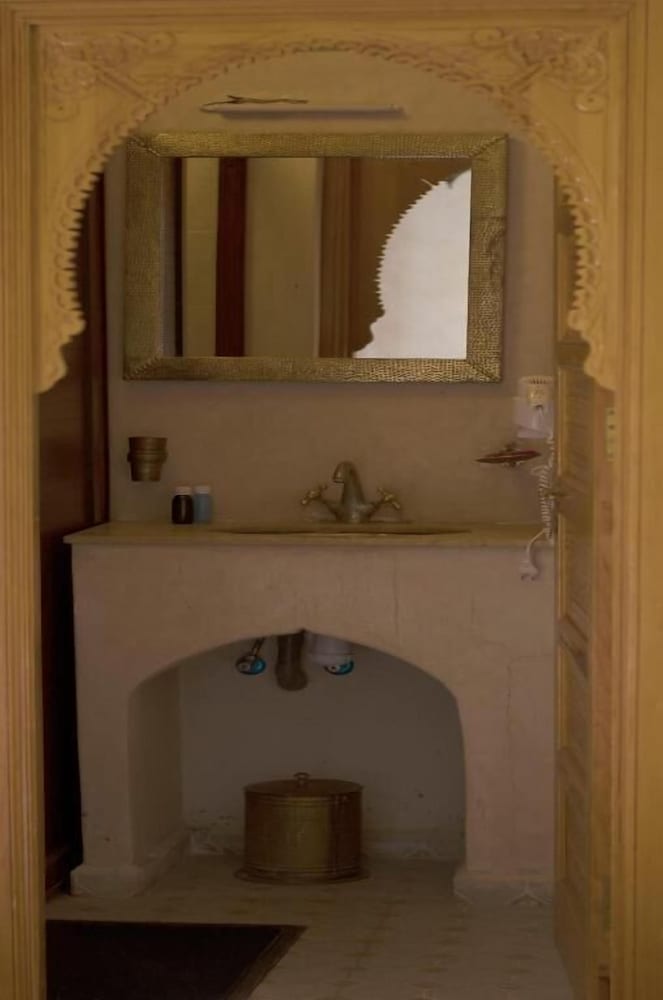 Riad Jnan Adam