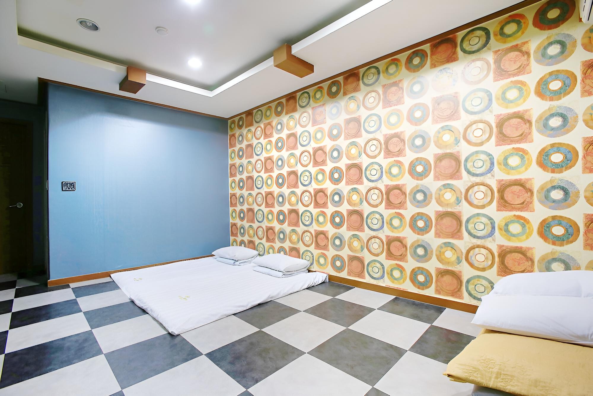 Chuncheon Hotel Ritz