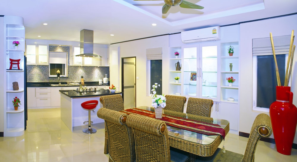 Samui Sunrise Villa