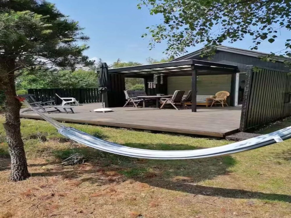 5 Star Holiday Home in Albaek