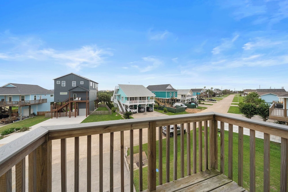 The Krusty Krab by Ryson Vacation Rentals