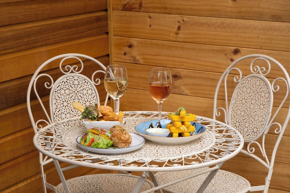 Benger Garden Cafe & Chalets