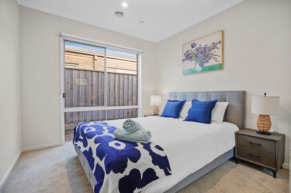 Kozyguru | Greenvale | 5 Bedroom Holiday Home