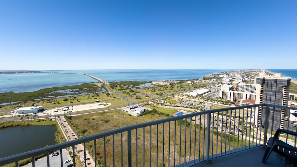 Penthouse Jr Unrivaled Luxury Insane Views 3 Bedroom Apts