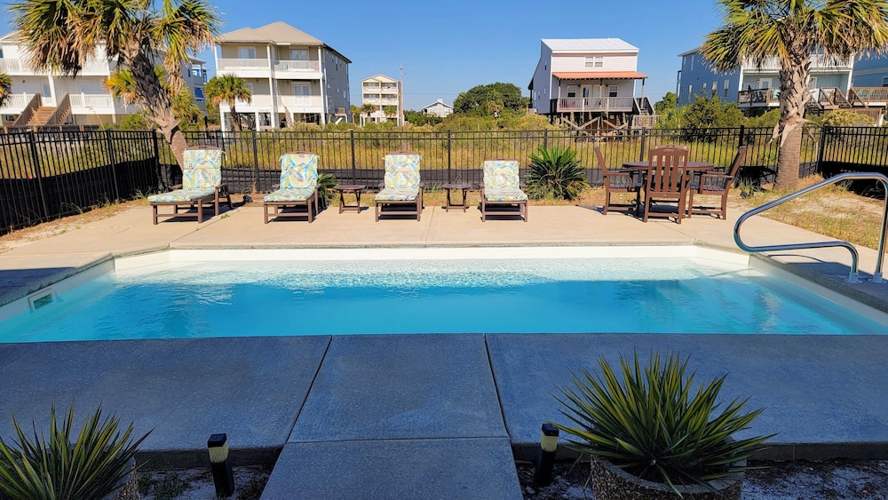 Beach Home With Private Pool & Beach Access- Sleeps 4